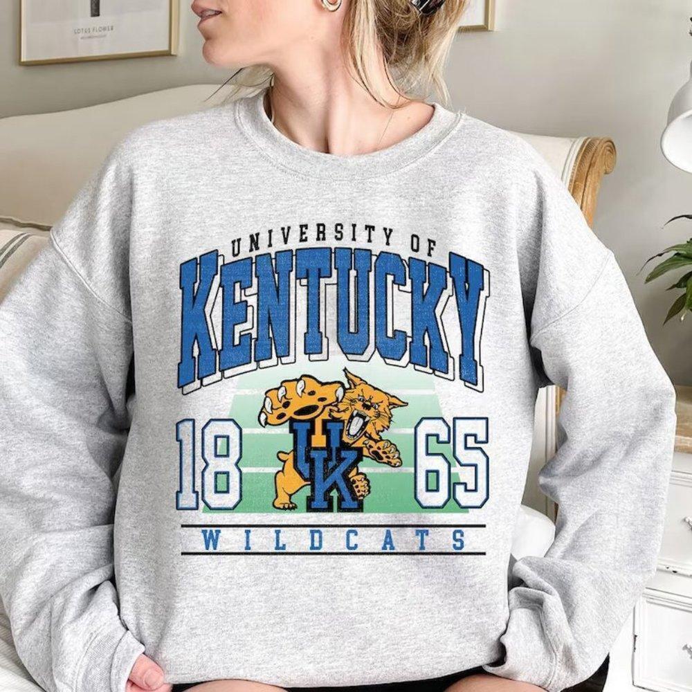 Kentucky Wildcats Football Graphic NCAA Fan Gift Sweatshirt